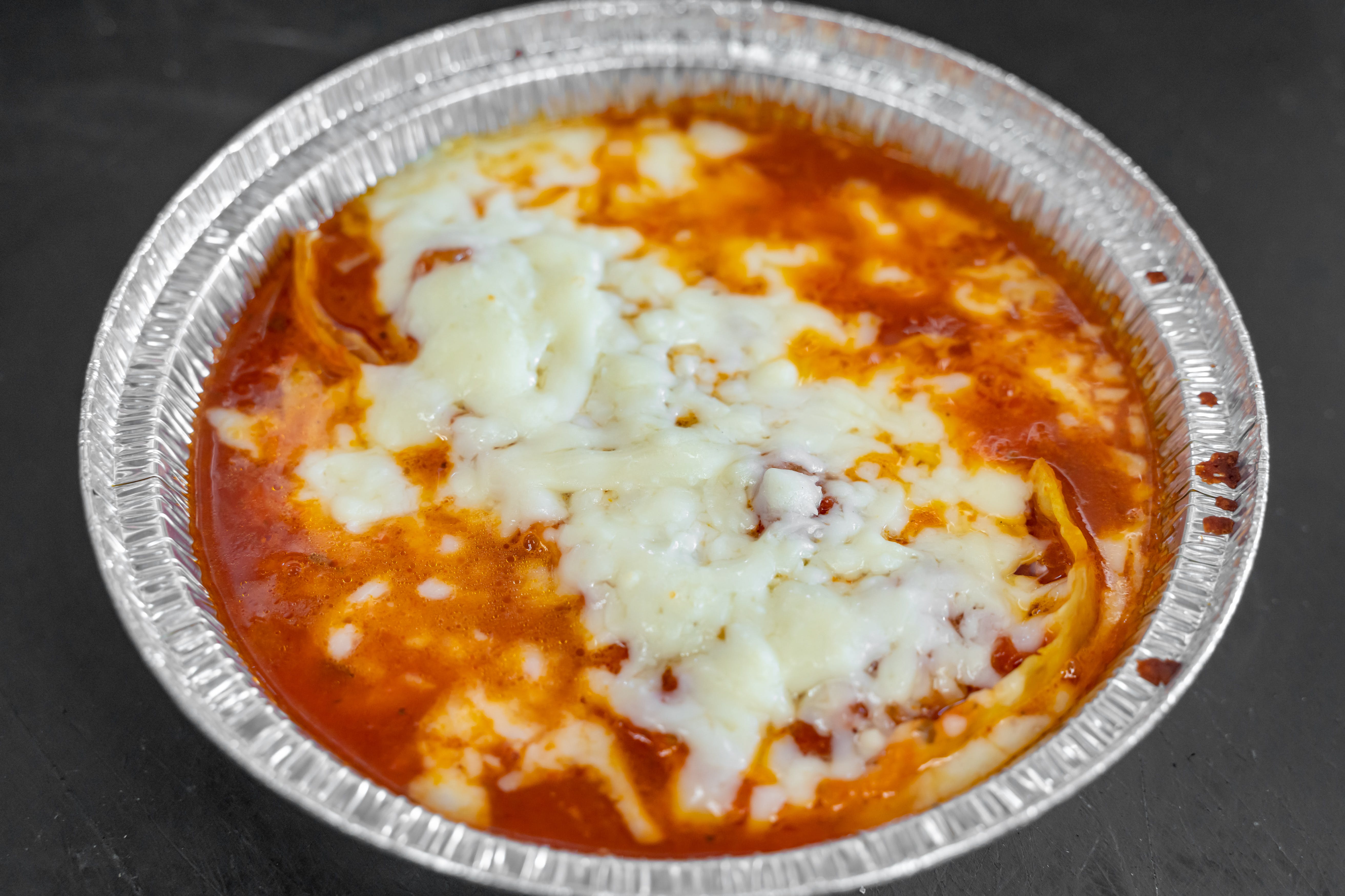 Order Beef Lasagna & Marinara Sauce - Pasta food online from New York Pizza store, Taylor on bringmethat.com