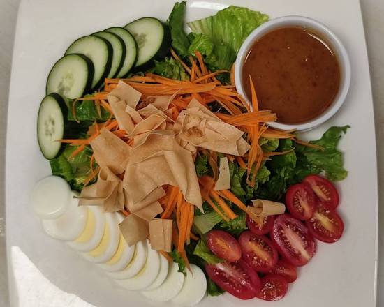 Order House Green Salad food online from Silk Thai Hagerstown store, Hagerstown on bringmethat.com