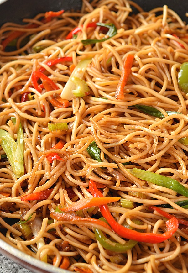 Order 1. Vegetable Lo Mein food online from China Express store, Newark on bringmethat.com