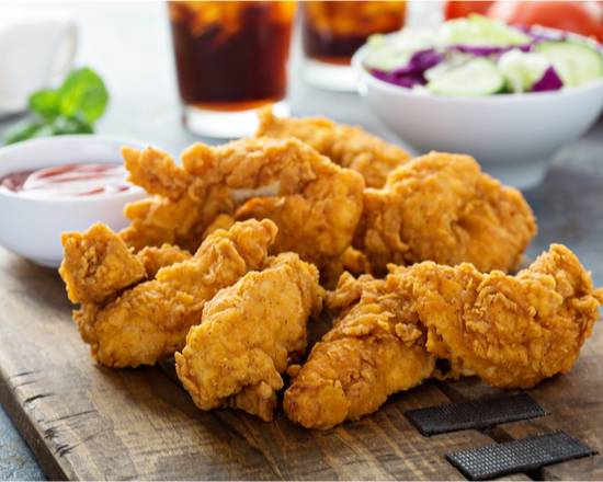Order BBQ Chicken Tenders food online from Charlie Chicken Wings store, Nashville-Davidson on bringmethat.com