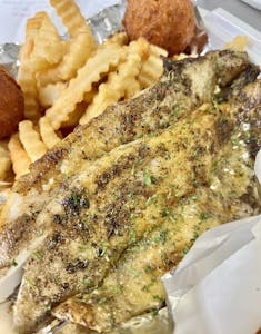 Order 6 Piece Whiting Dinner food online from Jen Fish Fry store, Fayetteville on bringmethat.com