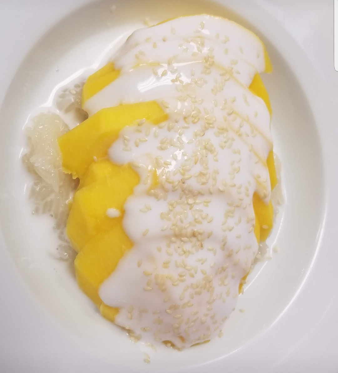 Order Sweet sticky rice with Mango  food online from Kin Thai store, High Point on bringmethat.com