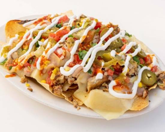 Order Nachos Classico food online from Felipe Mexican Taqueria store, New Orleans on bringmethat.com