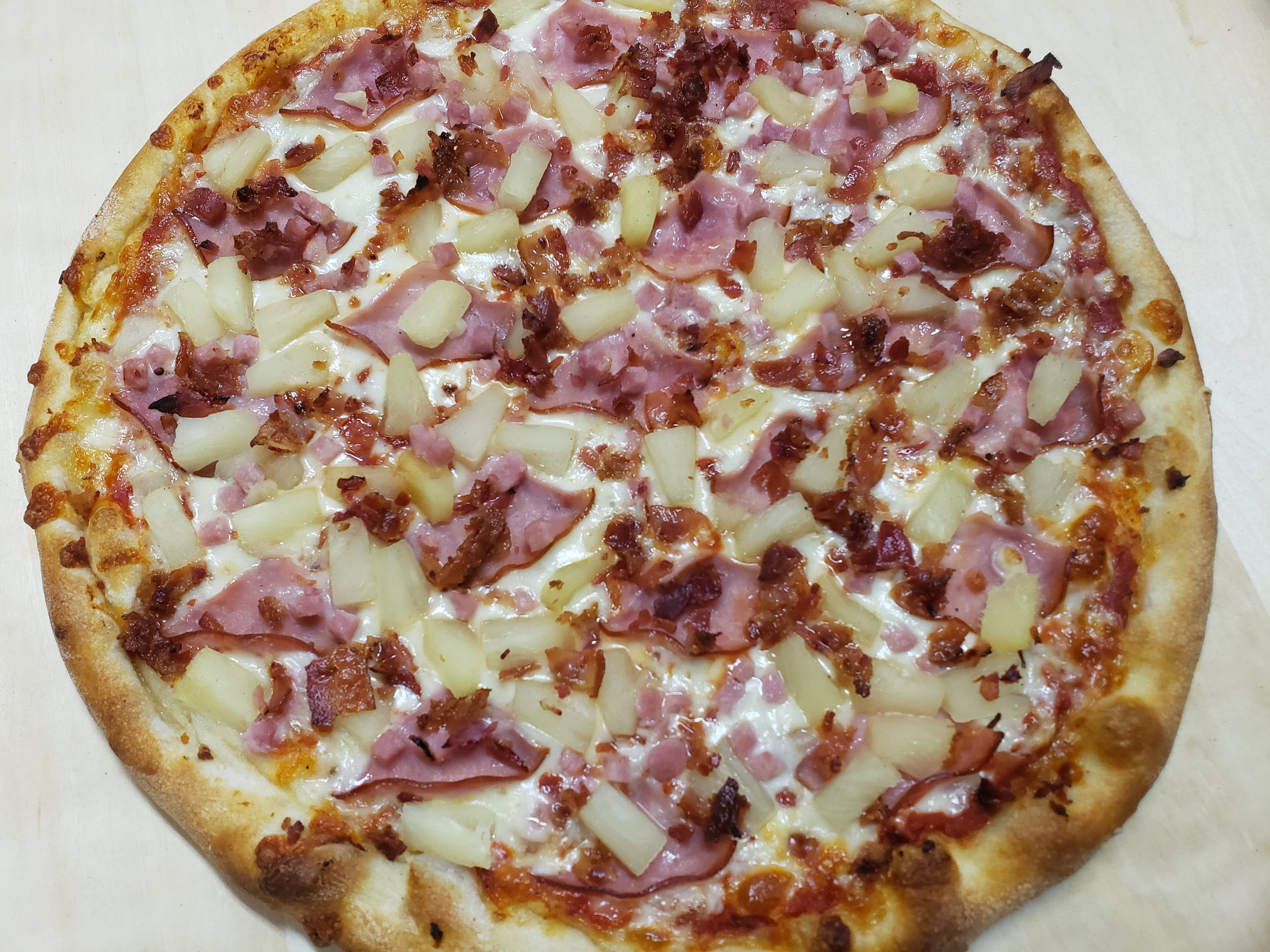Order Ultimate Hawaiian Pizza - Small 10" food online from Belleview Pizza & Italian Restaurant store, Belleview on bringmethat.com