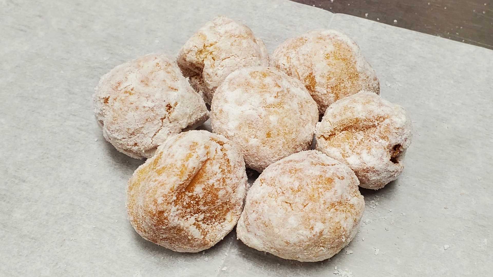 Order Powdered Donut Holes food online from Shipley Do-Nuts store, Clarksville on bringmethat.com