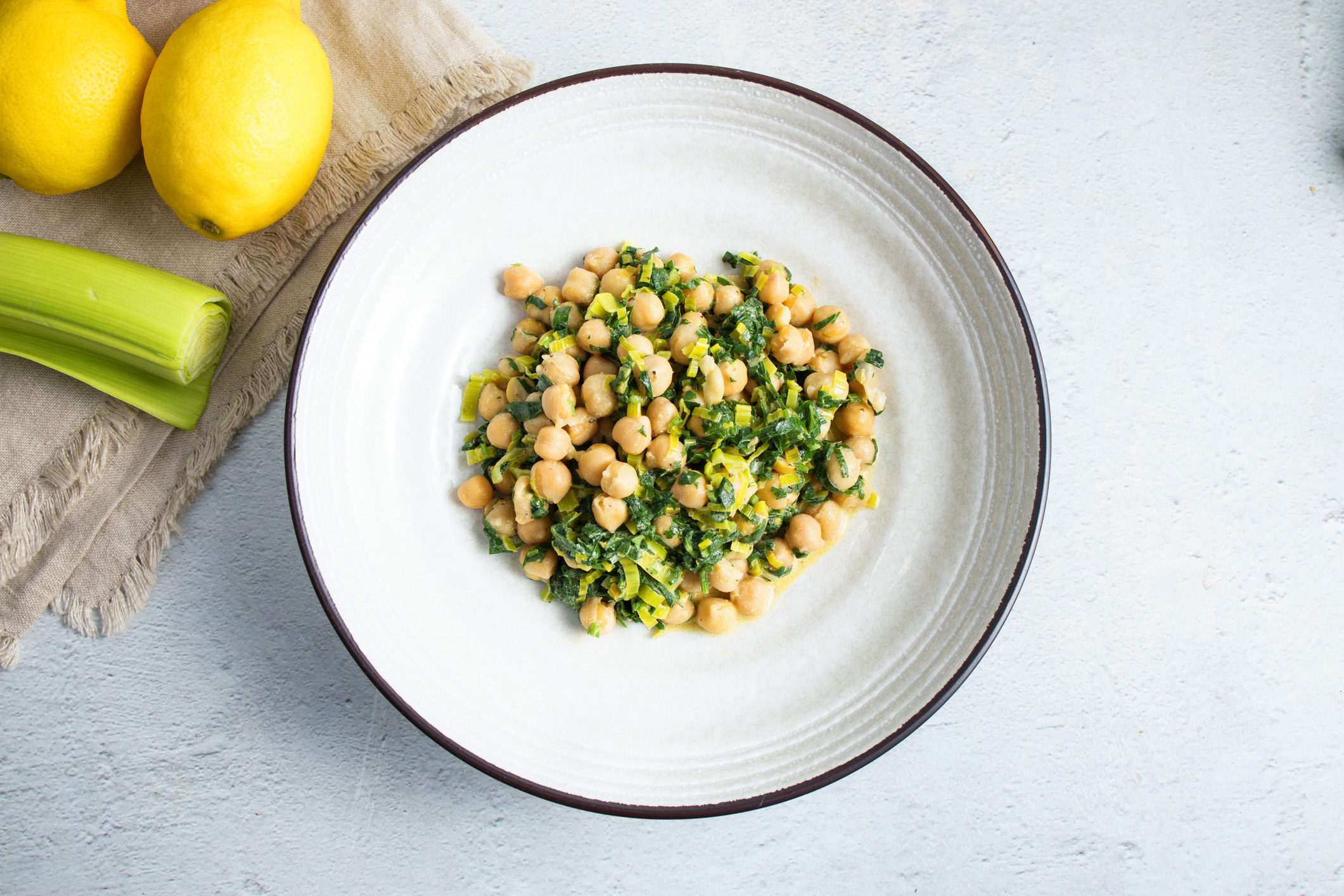 Order Warmed Chickpeas with Creamed Leeks food online from Za'atar store, San Francisco on bringmethat.com
