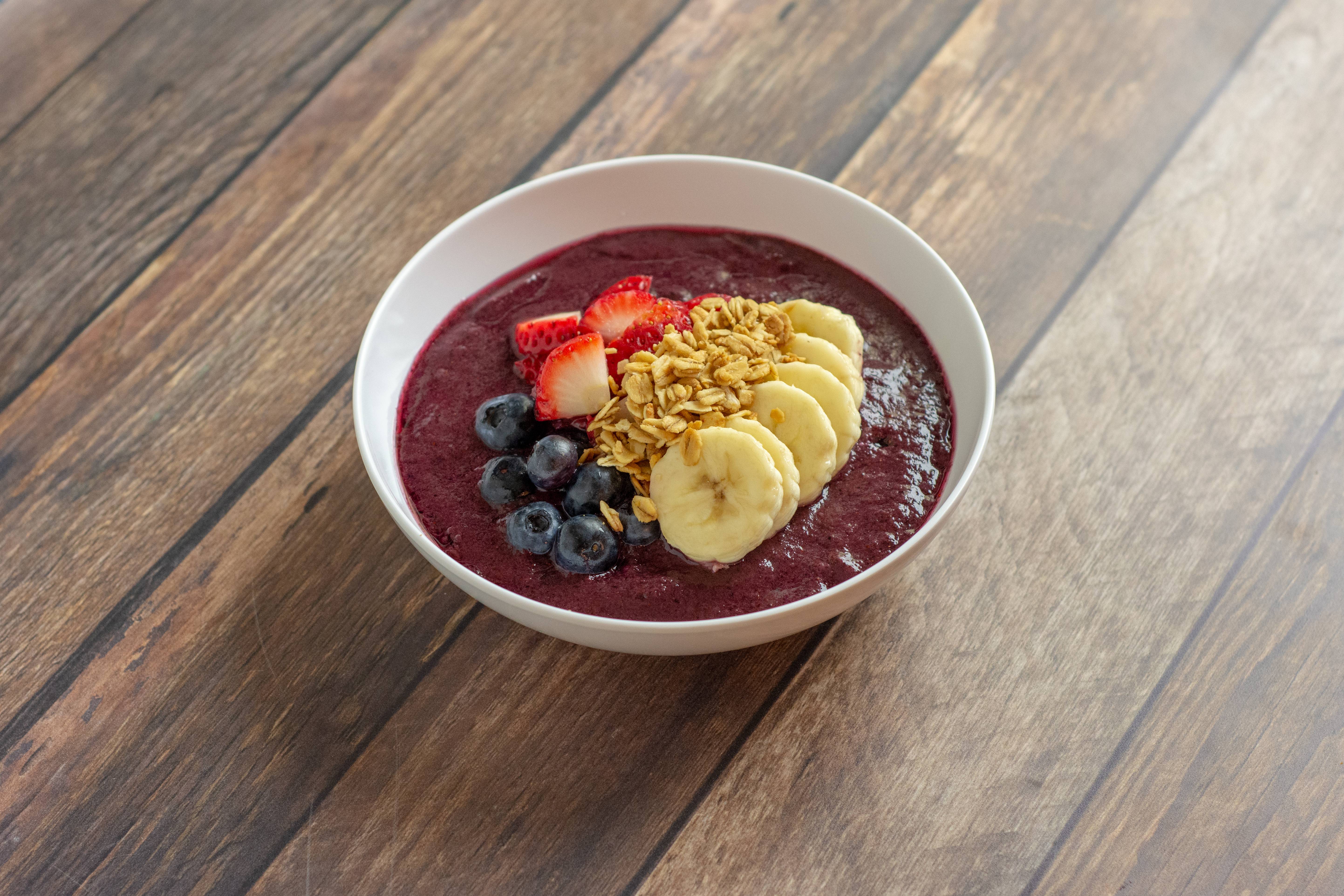 Order CLASSIC BOWL food online from Renovo Juice & Smoothies store, Santa Monica on bringmethat.com