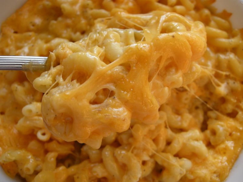 Order Mac and Cheese food online from Pops Soulfood Kitchen store, Atlanta on bringmethat.com