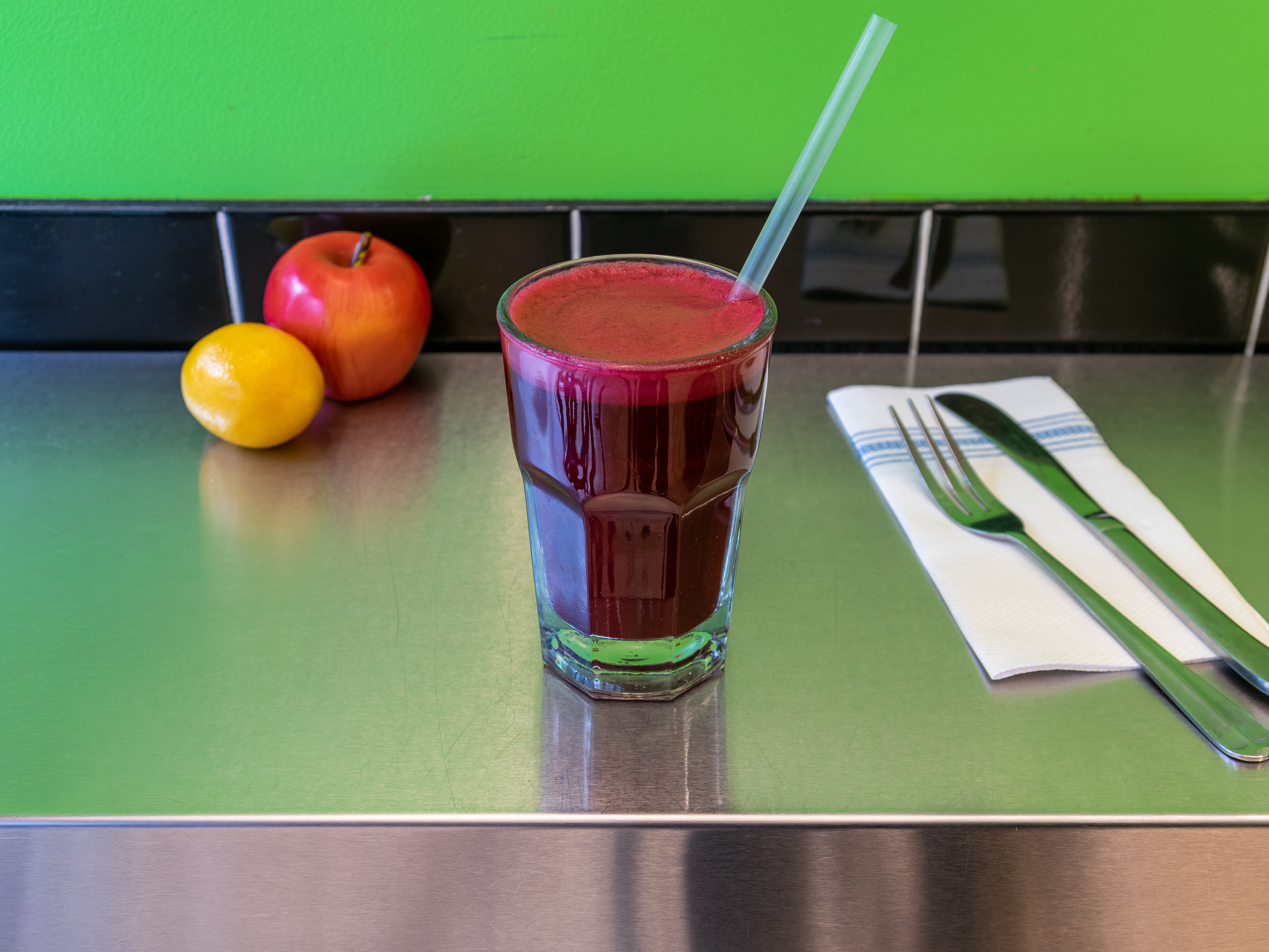 Order Superman Juice food online from Red mango frozen yogurt and juice bar store, New York on bringmethat.com