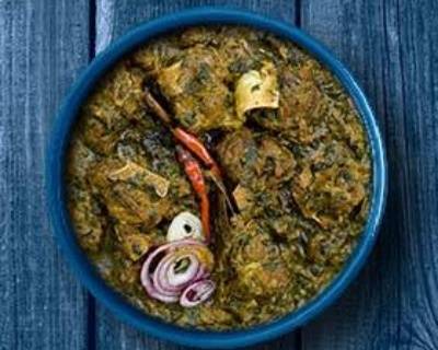 Order Signature Spinach & Lamb food online from Mad Over Curry store, Kennesaw on bringmethat.com
