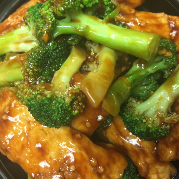 Order V10. Broccoli with Tofu food online from Jasmine Garden store, Falls Church on bringmethat.com