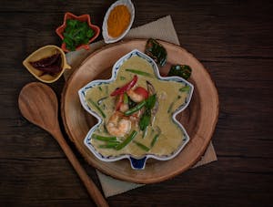 Order Green Curry food online from Morningside Thai Restaurant store, Houston on bringmethat.com