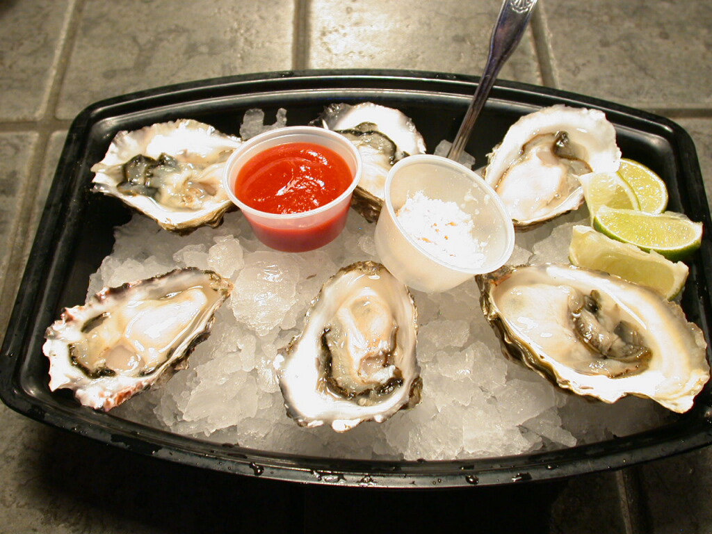 Order Fresh Oysters on the 1/2 Shell food online from Fishermans Market & Grill store, La Quinta on bringmethat.com