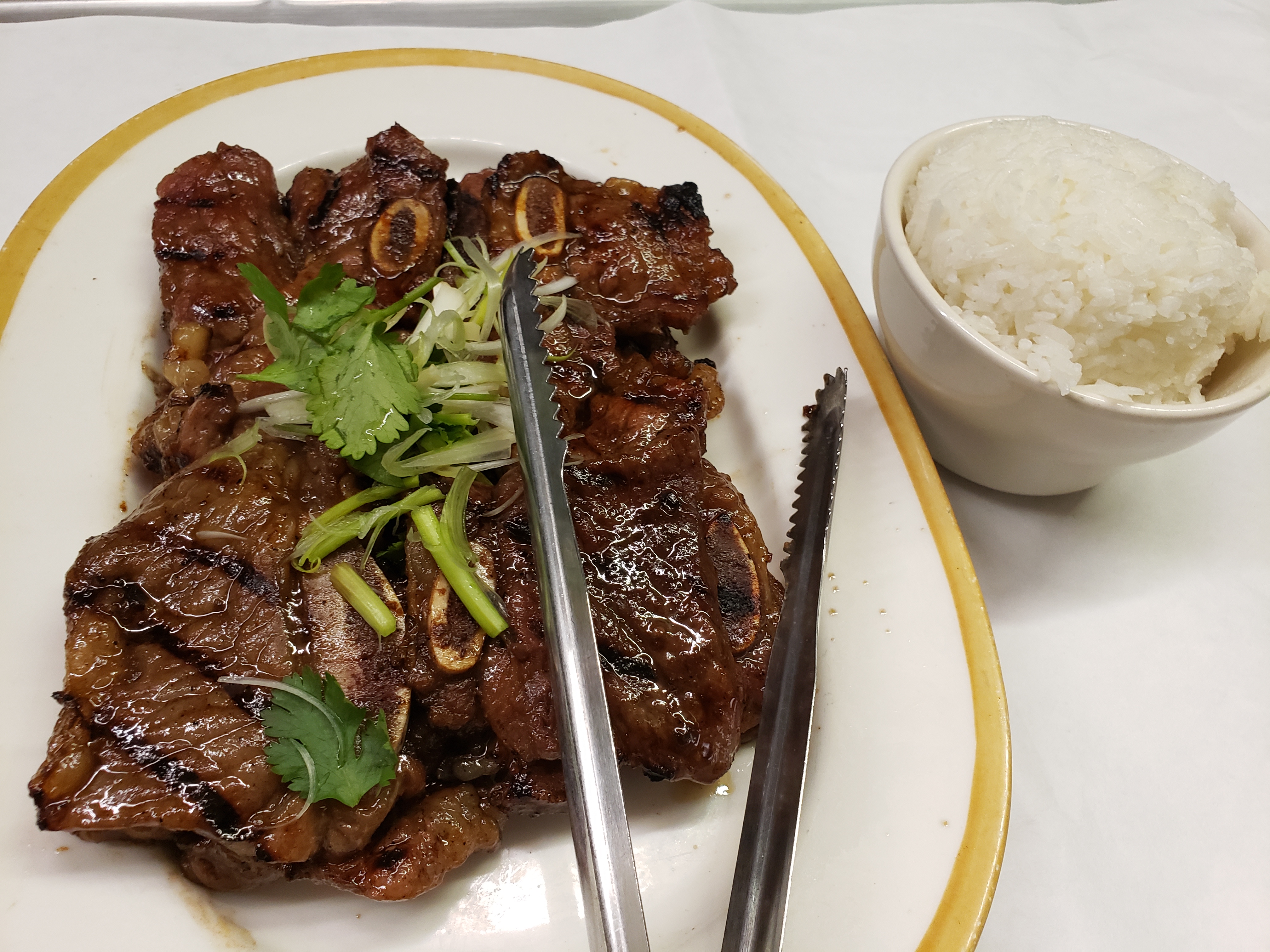 Order MT3. Barbecued Short Ribs 炭烧牛仔骨 food online from Jade Palace store, Louisville on bringmethat.com
