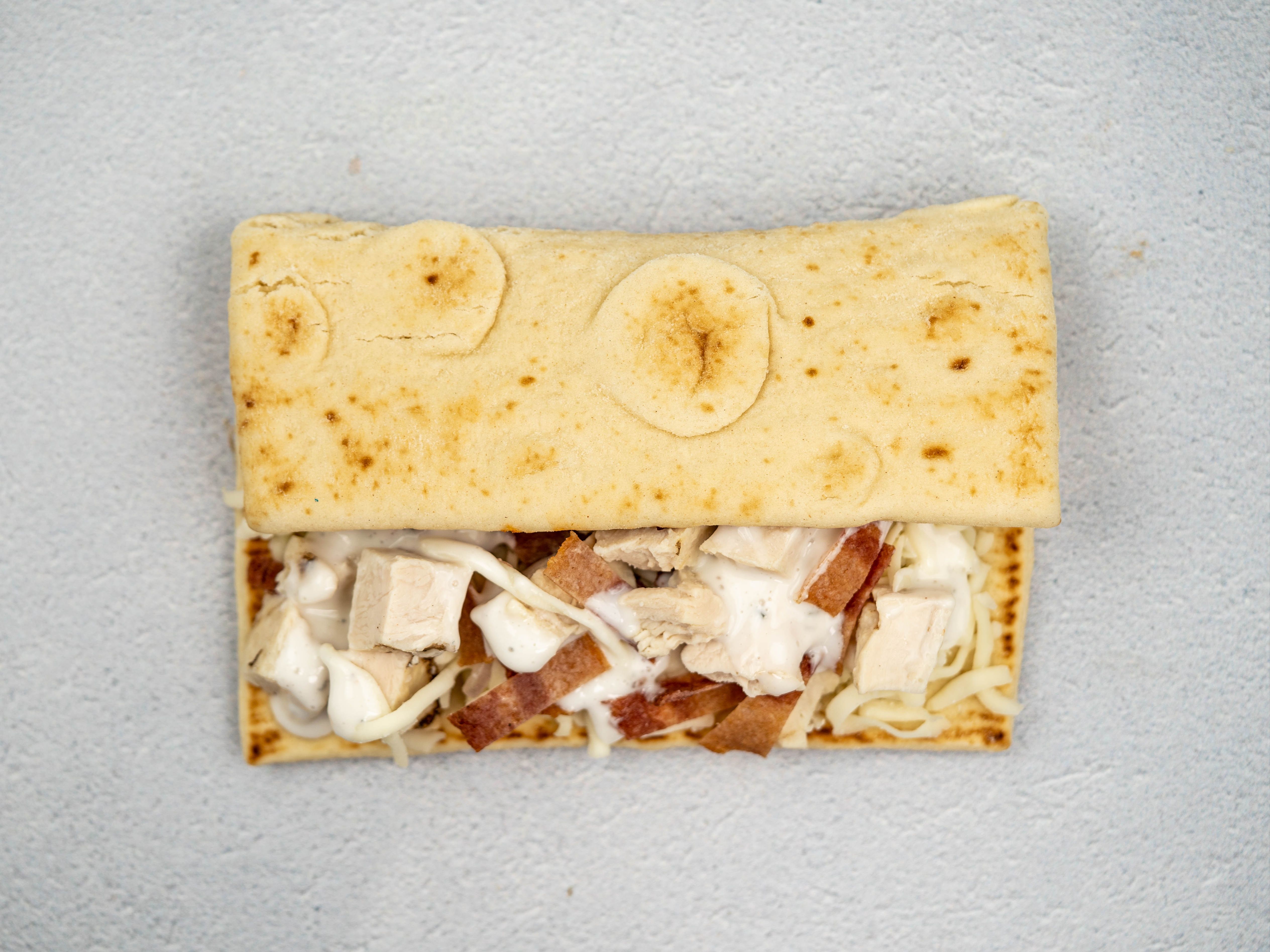 Order BACON CHICKEN RANCH FLATBREAD food online from Clean Eatz store, Canton on bringmethat.com