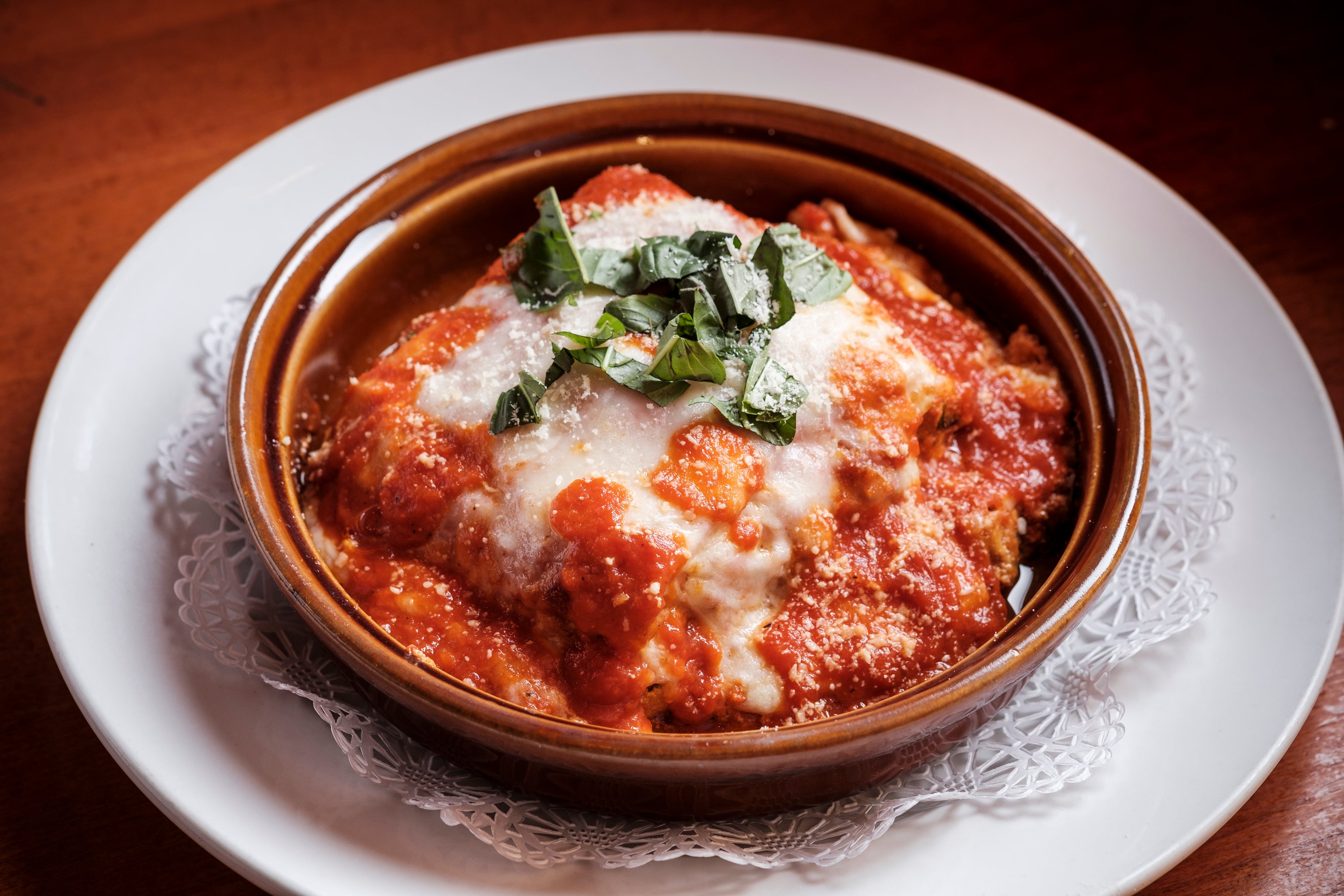 Order Meat Lasagna Lunch - Pasta food online from Lamberti's Tutti Toscani store, Cherry Hill on bringmethat.com