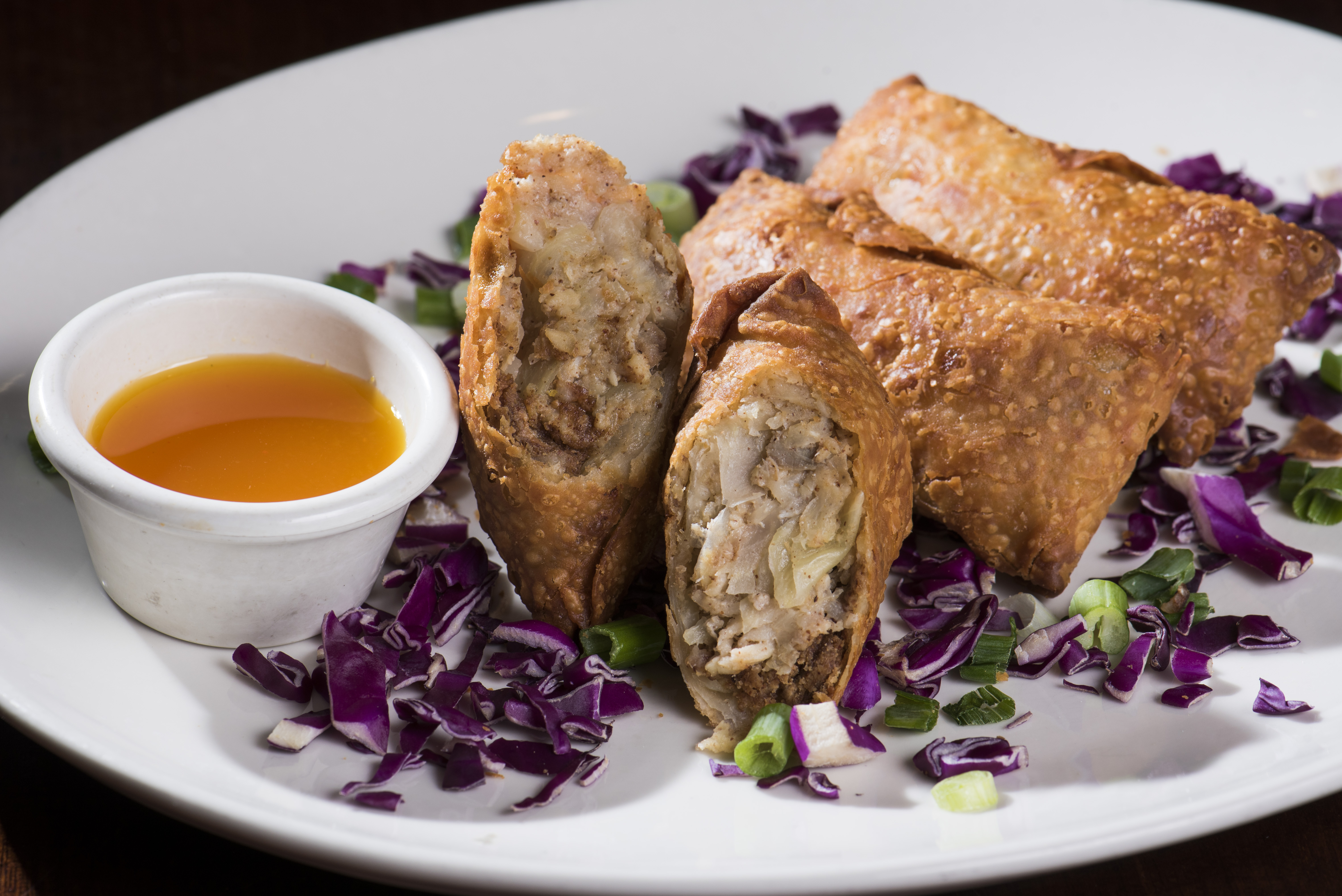 Order Mandarin Egg Roll (Authentic) food online from Plum Garden store, McHenry on bringmethat.com