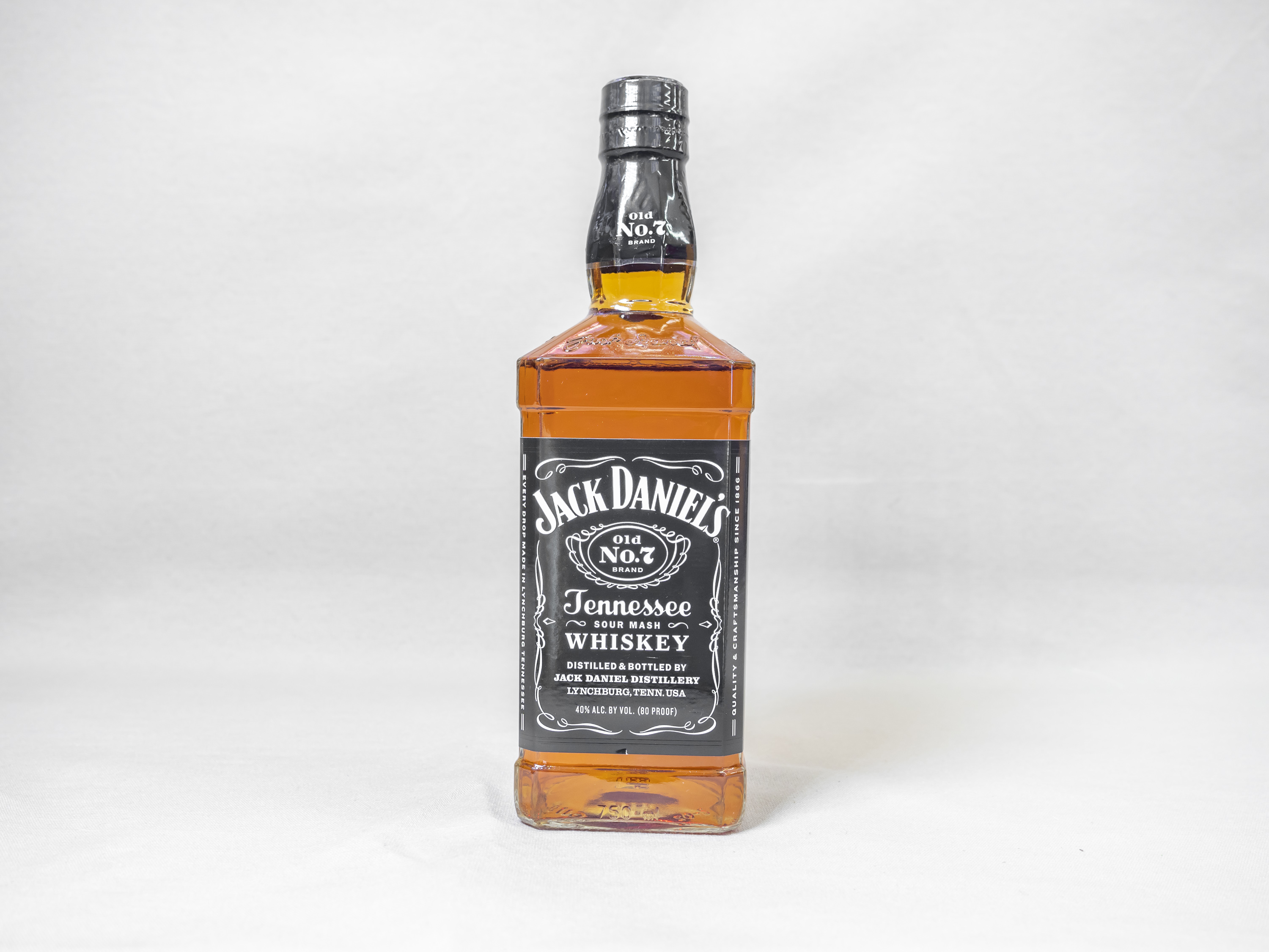 Order 750 ml. Black Label Jack Daniels Whiskey  food online from Maplewood Market & Liquors store, San Jose on bringmethat.com