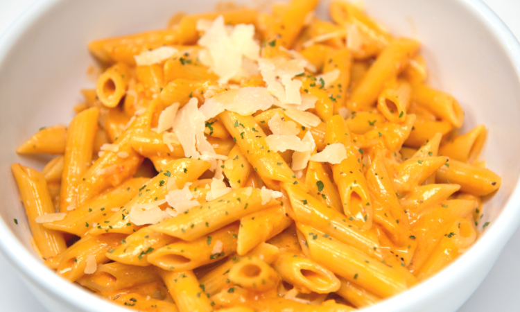 Order Penne Alla Vodka food online from Mike's Pizzeria store, Los Angeles on bringmethat.com