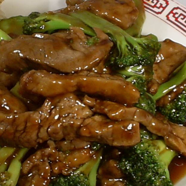 Order M40 Beef with Broccoli food online from Lia's Kitchen store, Lufkin on bringmethat.com