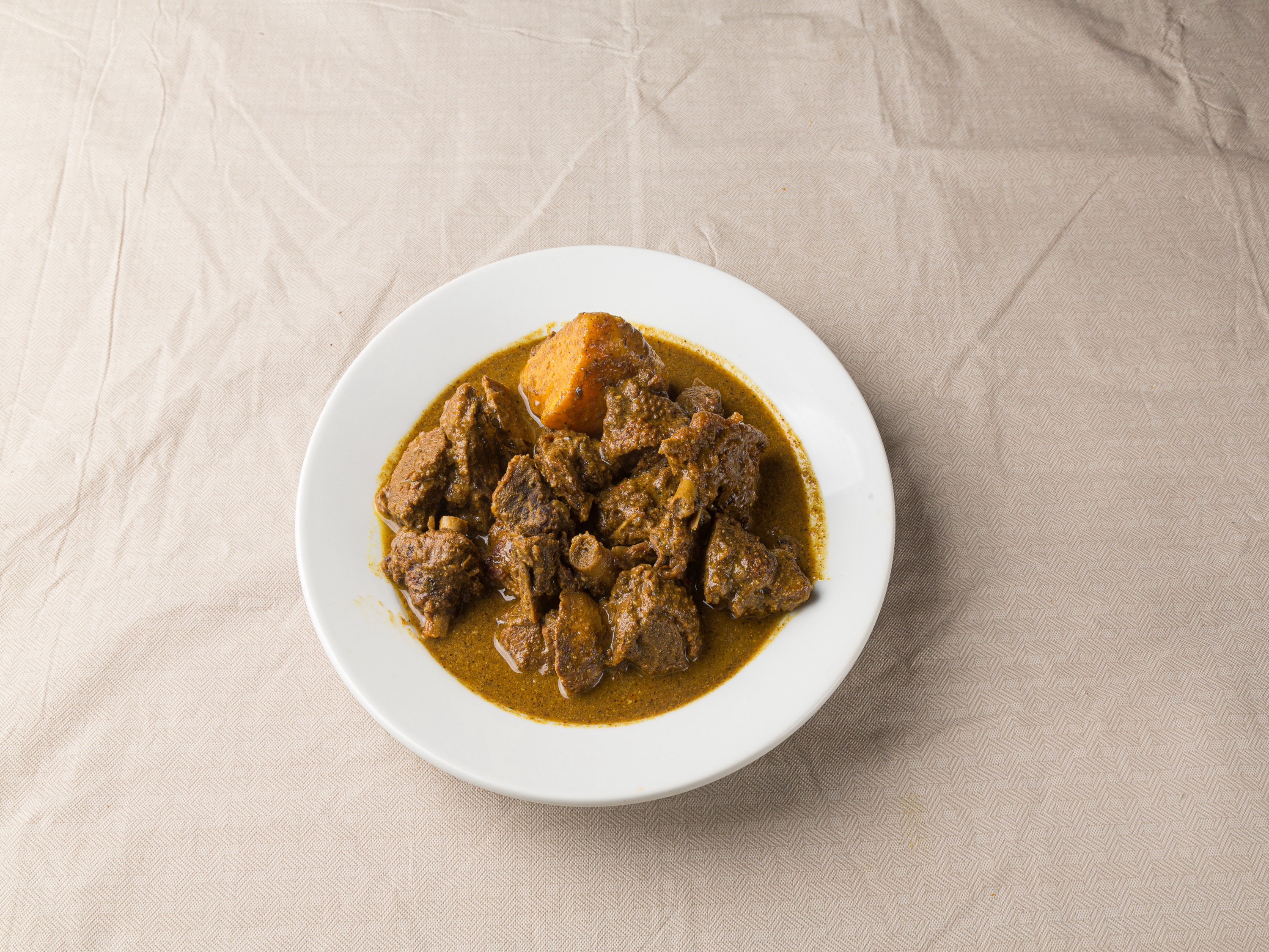 Order Duck Curry food online from Coconut Palm Bar & Grill store, Bronx on bringmethat.com