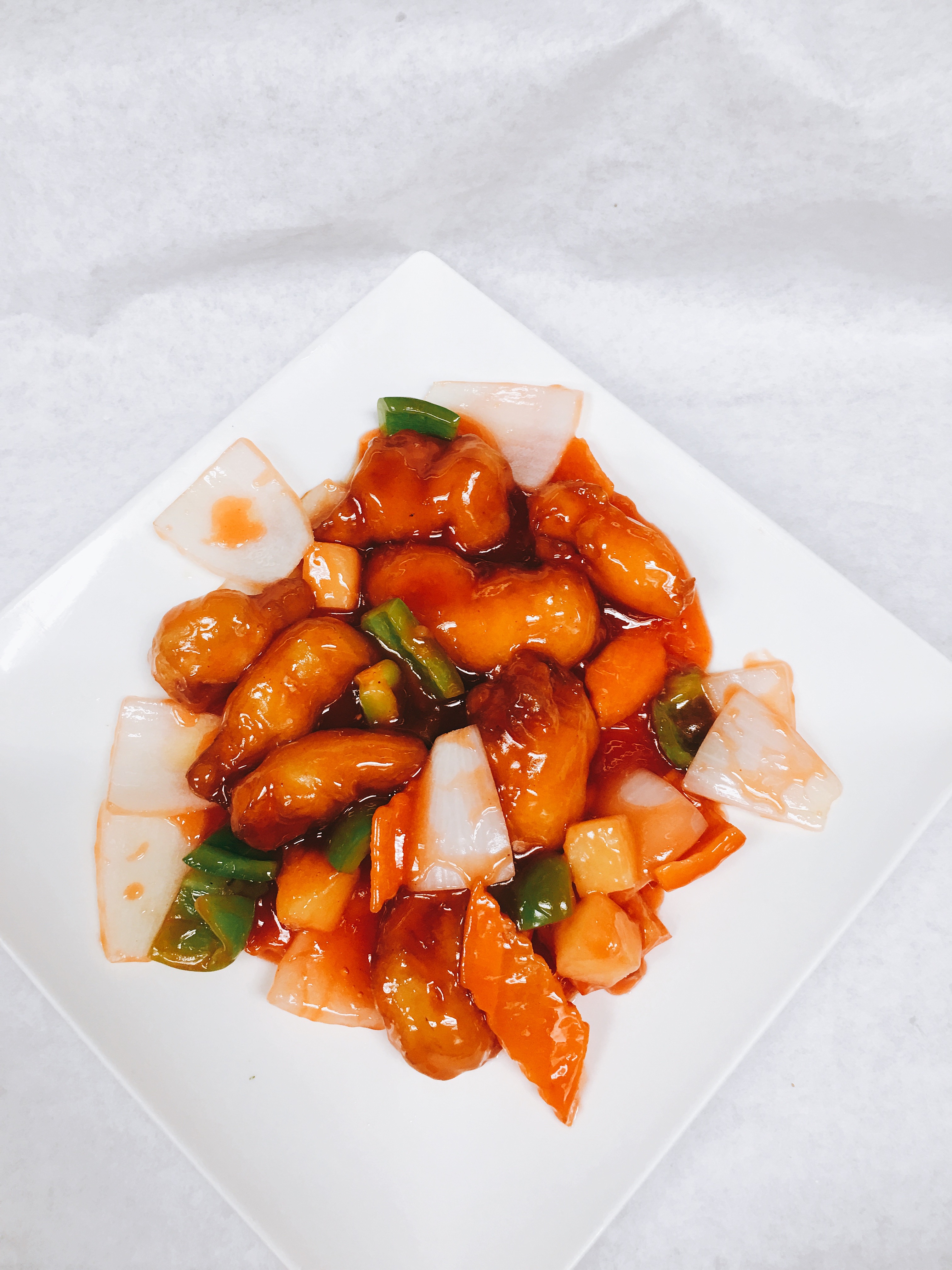 Order Sweet and Sour Chicken food online from Pearls Chinese Restaurant store, New York on bringmethat.com