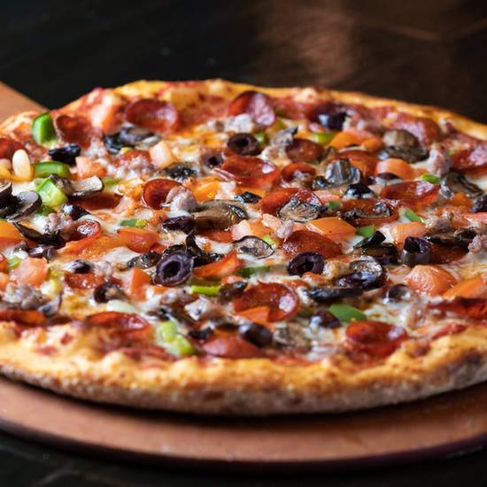 Order BYO Great American Pub Pizza food online from The Great American Pub store, Las Vegas on bringmethat.com