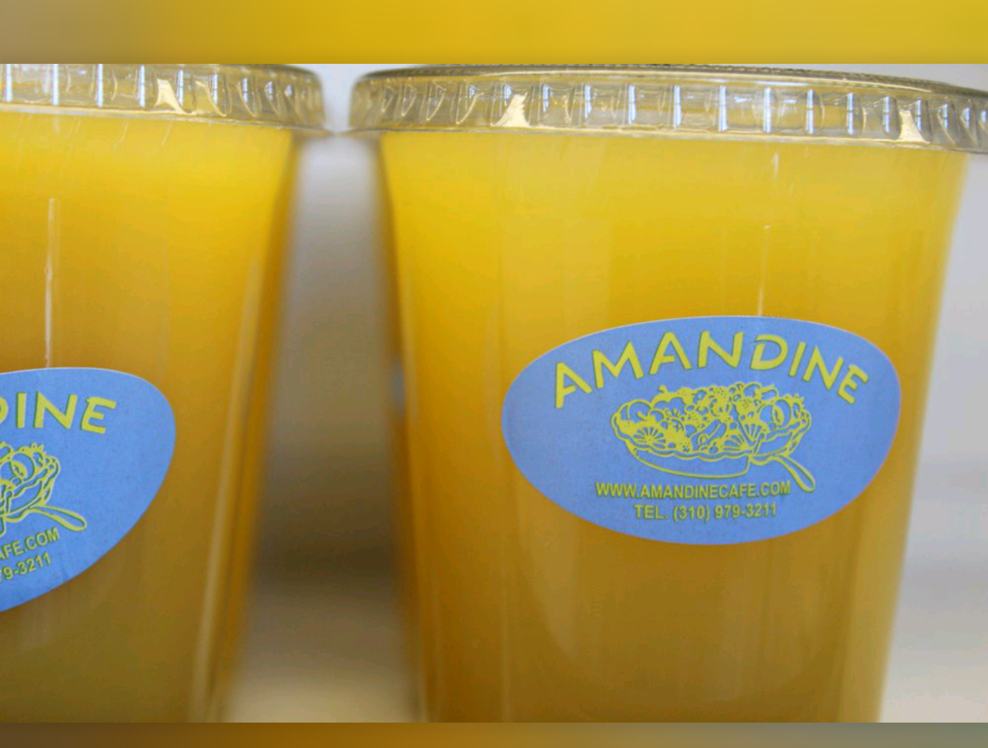 Order 10 oz. Fresh Squeezed Orange Juice food online from Amandine Patisserie Cafe store, Los Angeles on bringmethat.com