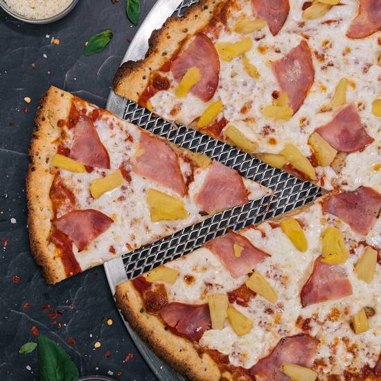 Order Cauliflower Crust Hawaiian Pizza (12" Small) food online from Pizzeria Bravo store, Oakland on bringmethat.com