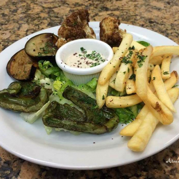 Order Fried Vegetables Platter food online from Petra Middle Eastern Cuisine store, Livermore on bringmethat.com
