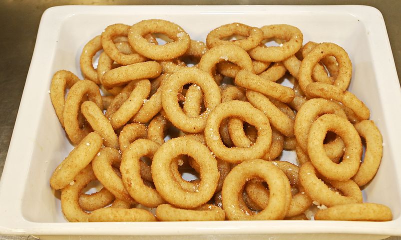 Order Onion Rings food online from Gus's Pizza Restaurant store, Groton on bringmethat.com