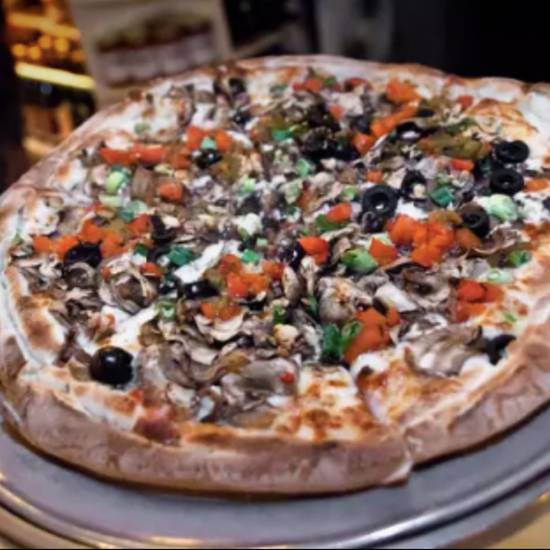 Order Vegetarian Pizza food online from Tommaso store, San Francisco on bringmethat.com