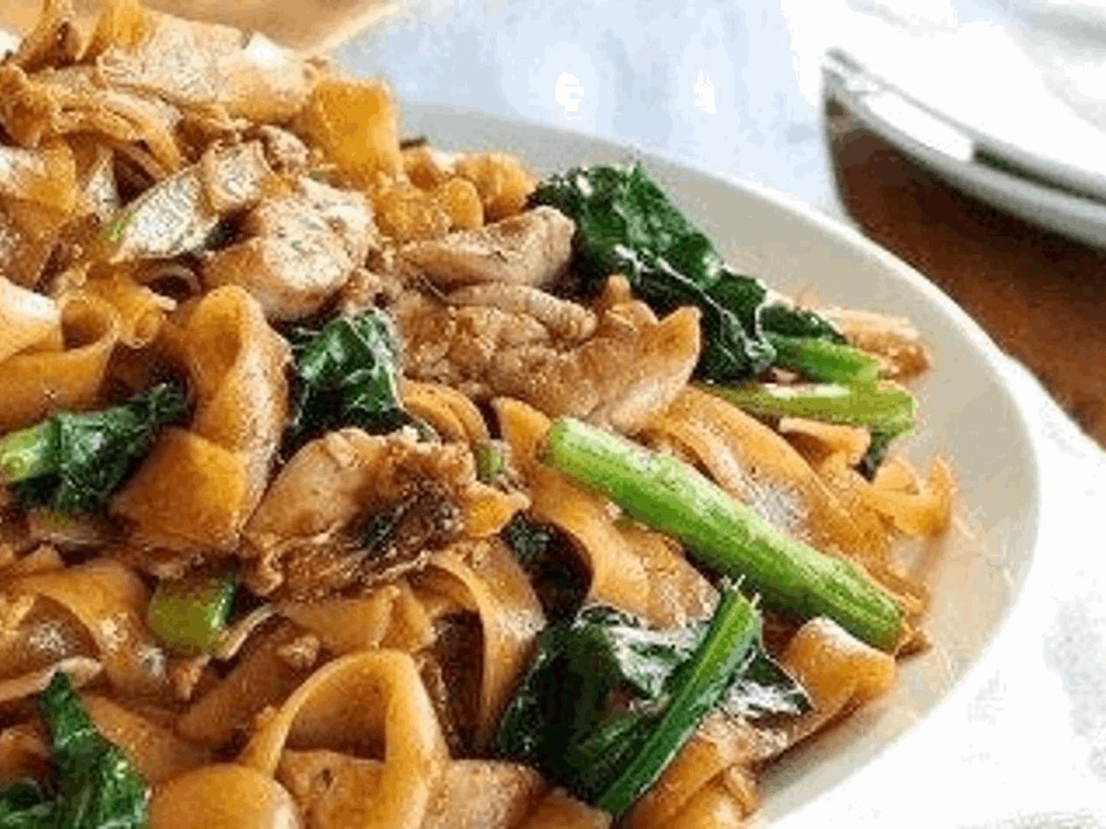 Order Pad See-Ew food online from Taste of Thai store, Arlington on bringmethat.com