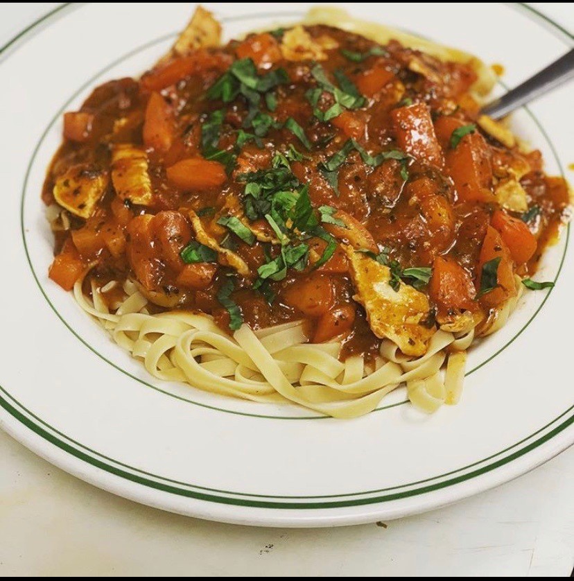 Order Chicken Cacciatore       Dinner Special food online from Mario Italian Cafe Vi store, Indio on bringmethat.com
