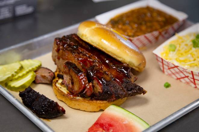 Order Brisket Sandwich food online from Scott's Kitchen and Catering at Hangar 29 store, Kansas City on bringmethat.com