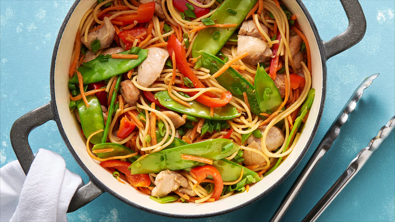 Order Vegetables Lo Mein 菜捞 food online from Red Dragon Chinese Restaurant store, Raleigh on bringmethat.com