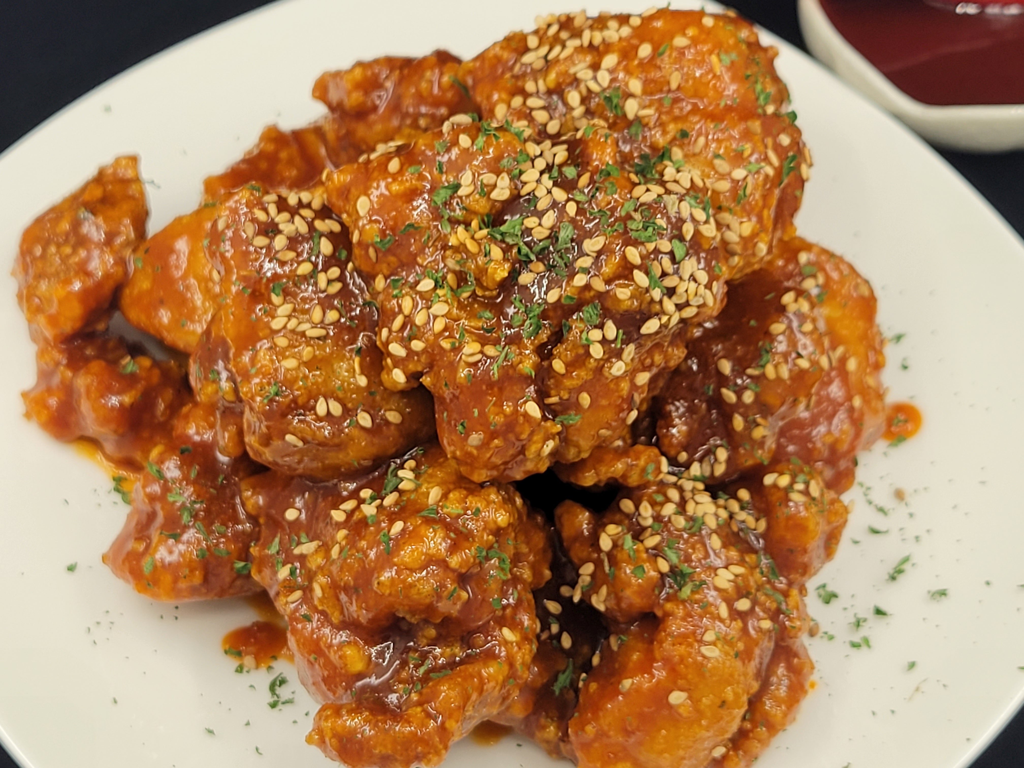 Order T7. ️Sweet & Spicy Chicken Nugget / 양념 순살 치킨 food online from Food Avenue store, Ridgefield on bringmethat.com