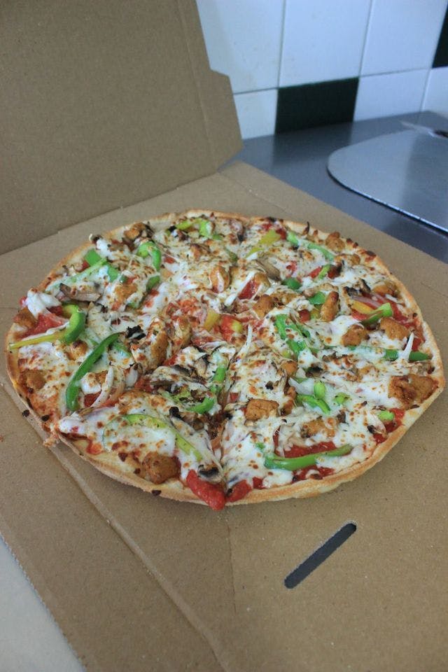 Order Fabulous Four Pizza - Small 10'' food online from Sunny's Pizza store, San Marcos on bringmethat.com