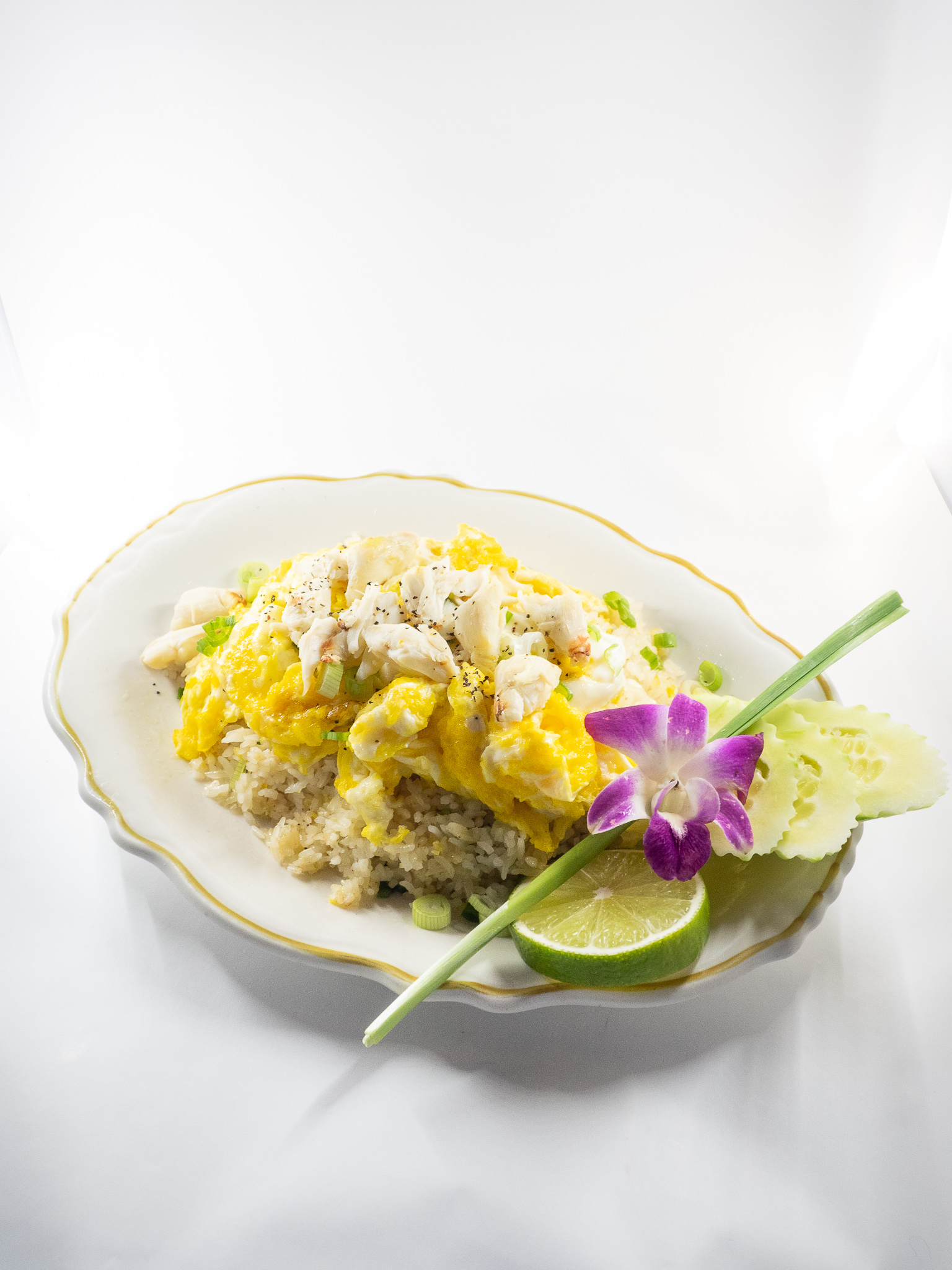 Order Crab Fried Rice food online from Karakade Thai Cuisine store, Redwood City on bringmethat.com
