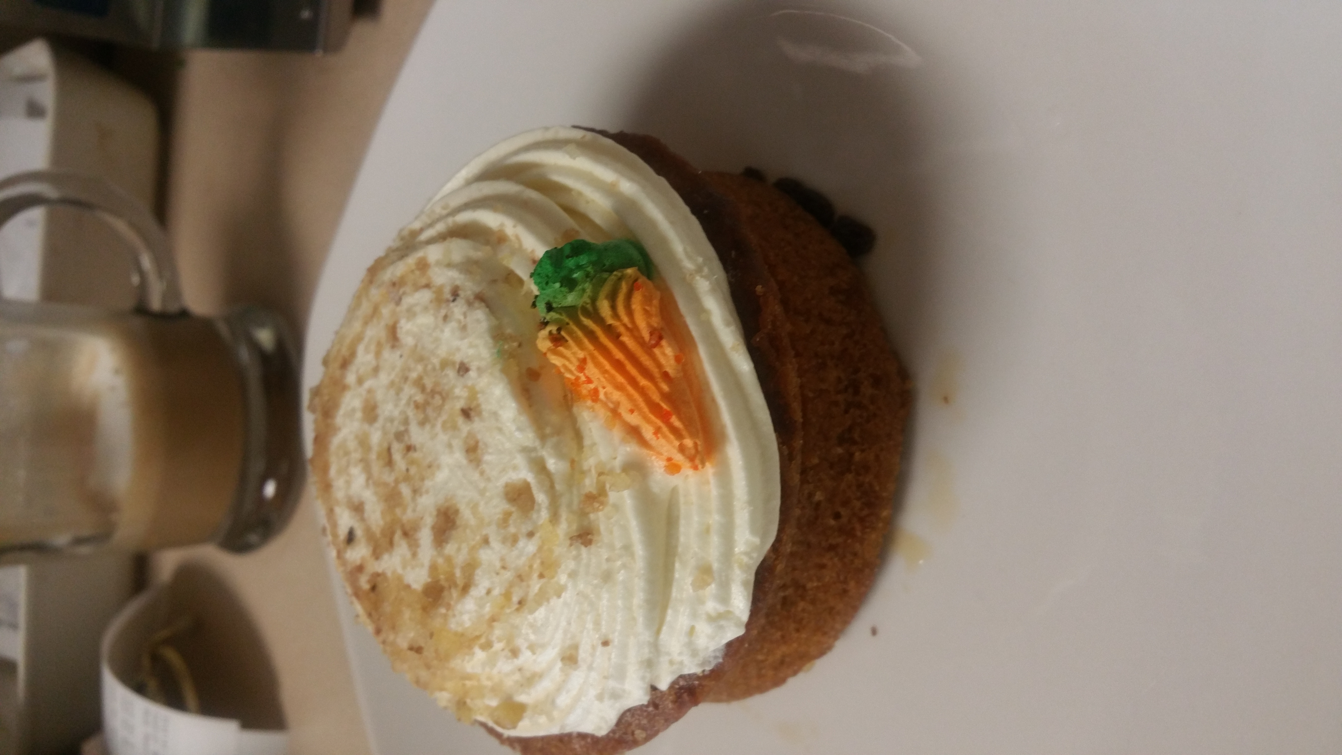 Order Carrot Cake food online from Napoli's Pizzeria store, Bensalem on bringmethat.com