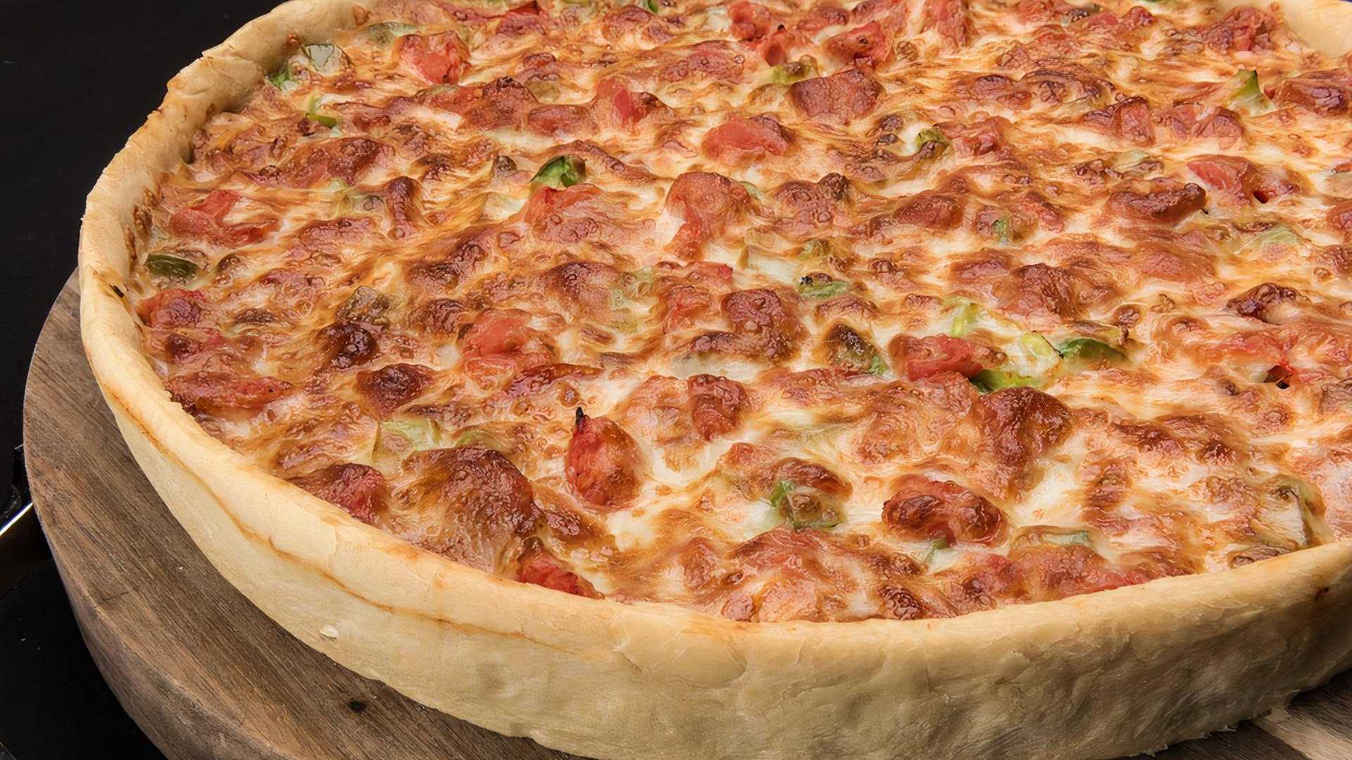 Order 5 Topping Pizza Deep Pan food online from Peoria Lagondola Leonardo store, Peoria on bringmethat.com