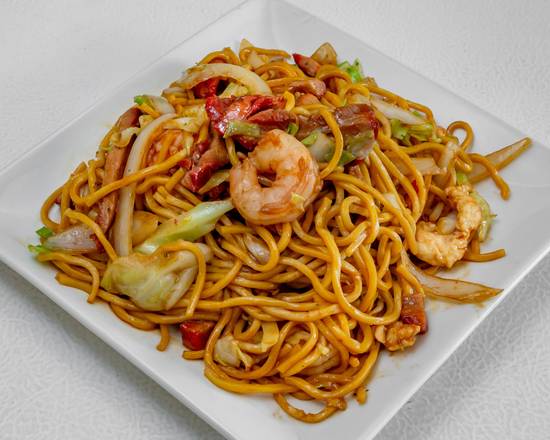 Order House Special Lo Mein food online from New China store, Seffner on bringmethat.com