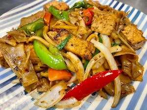 Order N3. Pad Kee Mao food online from Thai Der store, Las Vegas on bringmethat.com