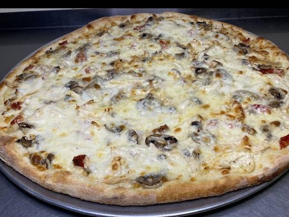 Order 10" Garlic Chicken Alfredo Pizza food online from North End Pizza store, Las Vegas on bringmethat.com