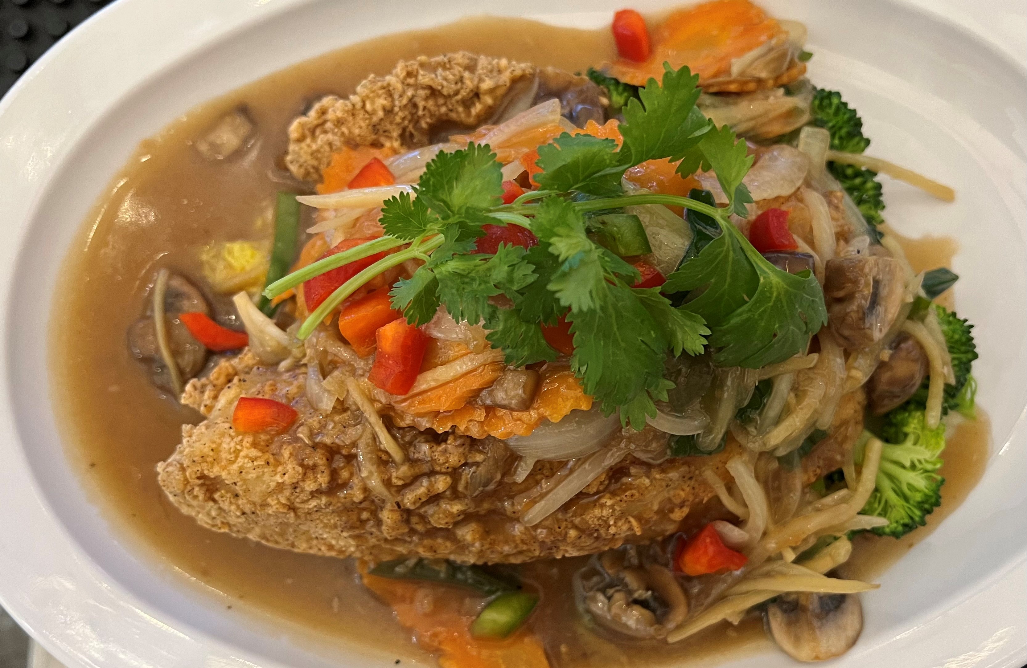 Order Crispy Fish Fillets in Ginger Sauce food online from Pad Thai store, New York on bringmethat.com