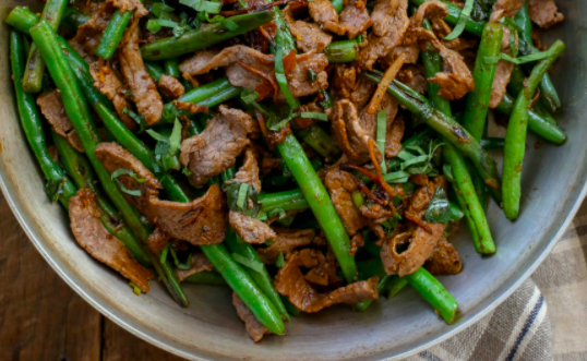 Order 47. Beef with String Beans food online from China Kitchen store, Anaheim on bringmethat.com