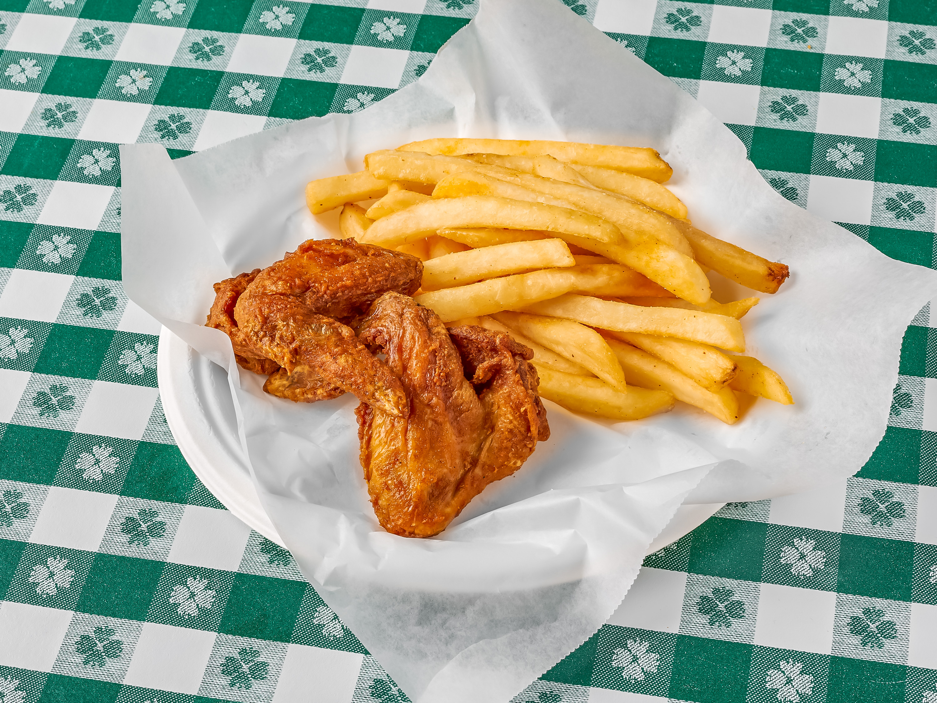 Order Kid's 2 Wings food online from Gus World Famous Fried Chicken store, Chicago on bringmethat.com
