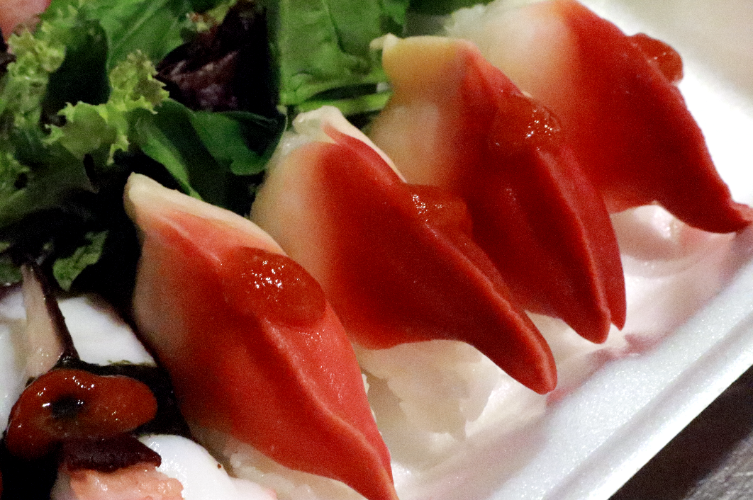 Order Red Clam food online from Mr. Sushi store, Valencia on bringmethat.com