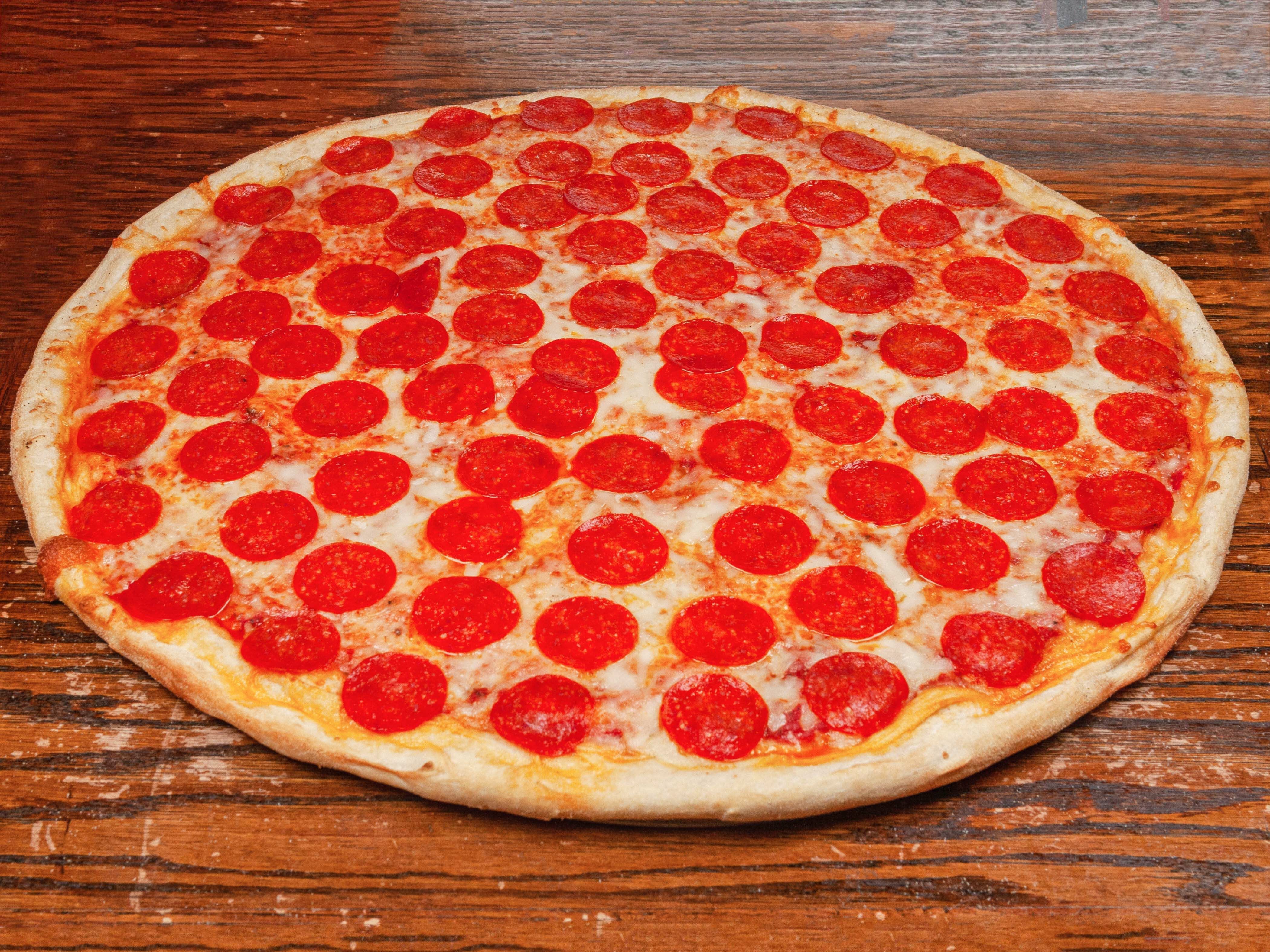 Order Peppersteak with Linguine Dinner food online from Rivoli Pizza II store, New York on bringmethat.com
