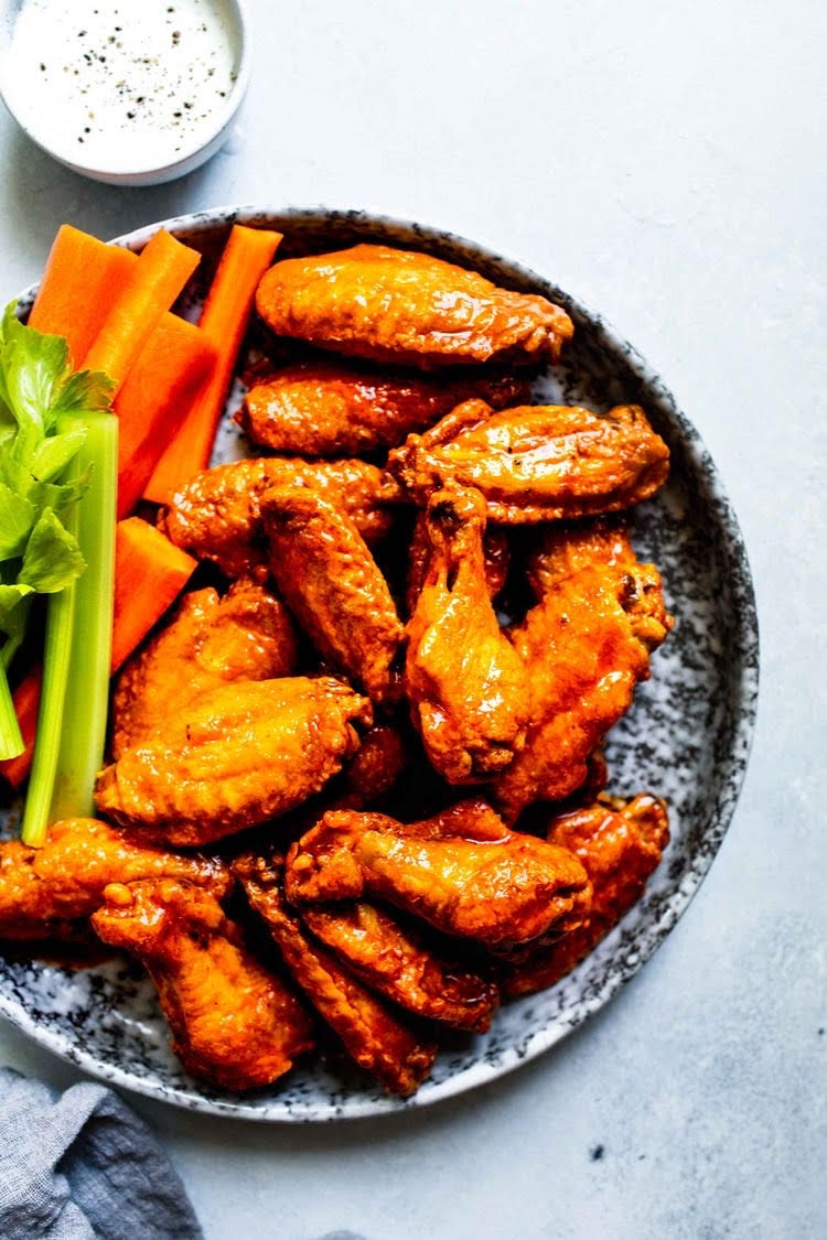 Order Buffalo Wings food online from New York Pizza & Pasta store, San Leandro on bringmethat.com
